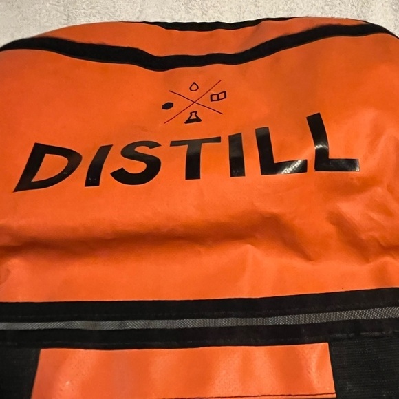 Chrome Distill Shoulder Laptop Nylon Bag - Picture 7 of 10